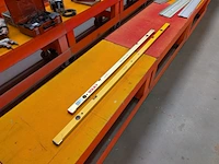 2x waterpas met 4 libellen solar en stabila