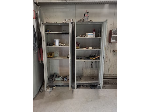 2x werkkast met inhoud - afbeelding 2 van  8