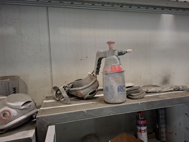 2x werkkast met inhoud - afbeelding 4 van  8