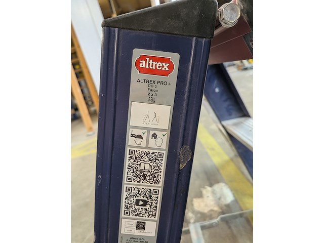2x werktrap, o.a. altrex - afbeelding 5 van  5