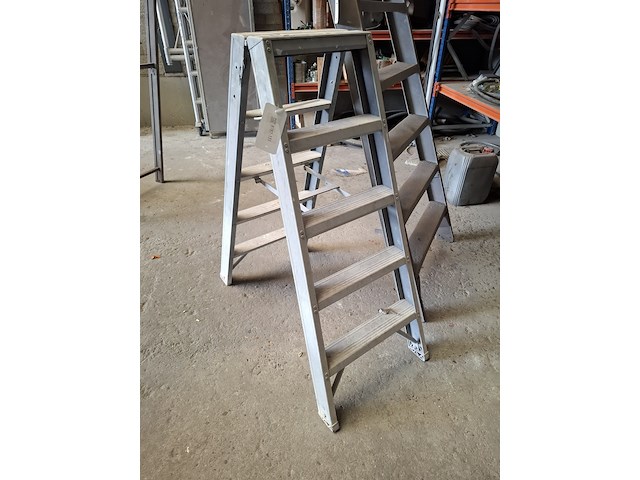 2x werktrap - afbeelding 2 van  4