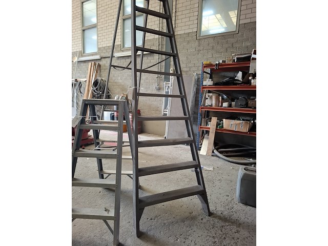 2x werktrap - afbeelding 3 van  4