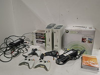 2x xbox 360 met 14 games en 3x controller