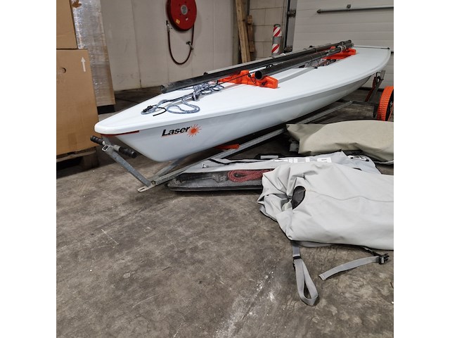 2x zeilboot met 1x boottrailer, ilca / laser / kalf - afbeelding 59 van  84