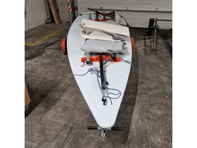 2x zeilboot met 1x boottrailer, ilca / laser / kalf - afbeelding 74 van  84