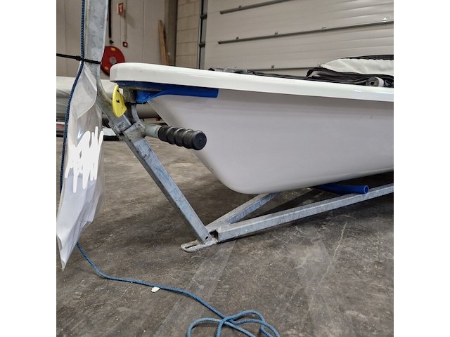 2x zeilboot met 1x boottrailer, ilca / laser / kalf - afbeelding 79 van  84