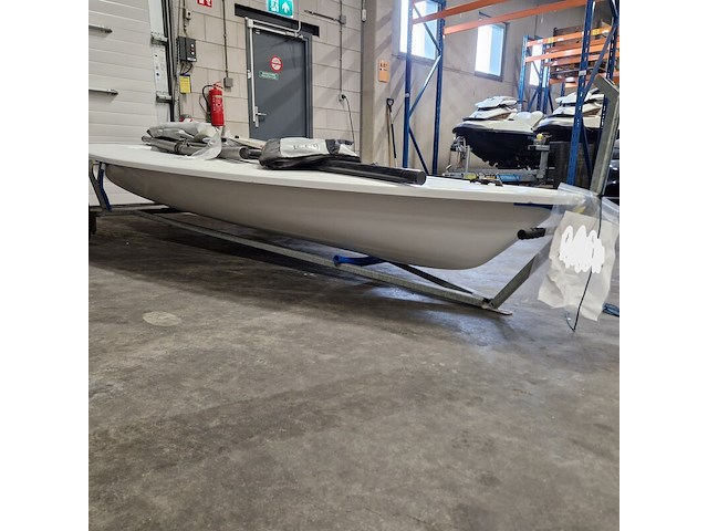 2x zeilboot met 1x boottrailer, ilca / laser / kalf - afbeelding 83 van  84