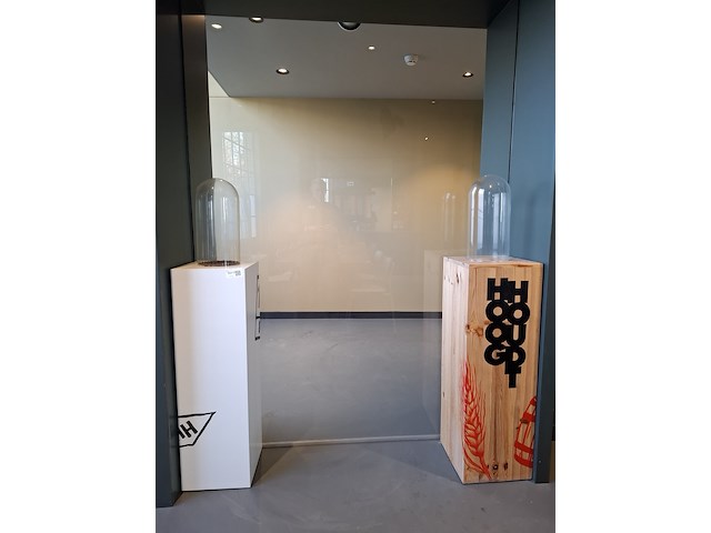 2x zuil / staander met stopfles - afbeelding 1 van  6