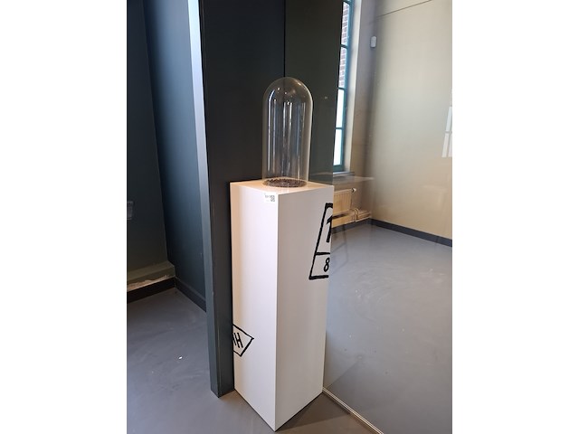 2x zuil / staander met stopfles - afbeelding 2 van  6