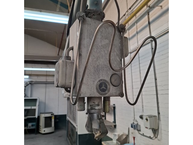 2x zwenkarm v.v. lucht en 230v aansluiting - afbeelding 4 van  14