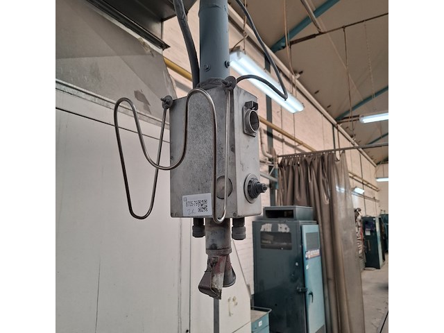 2x zwenkarm v.v. lucht en 230v aansluiting - afbeelding 7 van  14