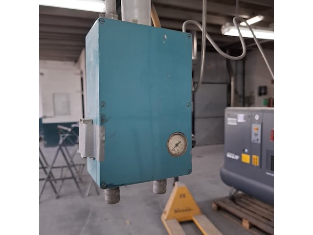 2x zwenkarm v.v. lucht en 230v aansluiting - afbeelding 2 van  14