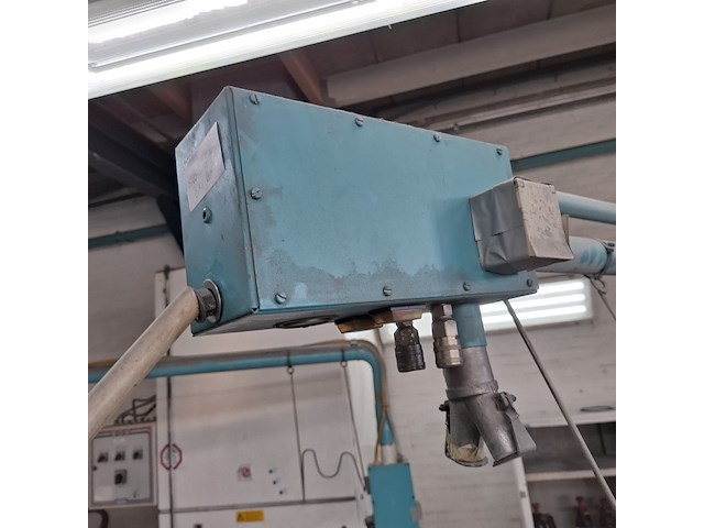 2x zwenkarm v.v. lucht en 230v aansluiting - afbeelding 8 van  14