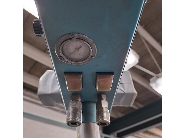 2x zwenkarm v.v. lucht en 230v aansluiting - afbeelding 9 van  14