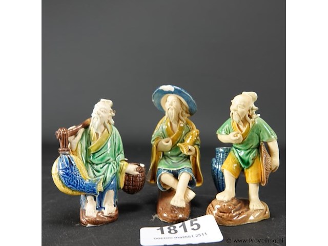 3 aardewerk chinese figuren - afbeelding 2 van  5
