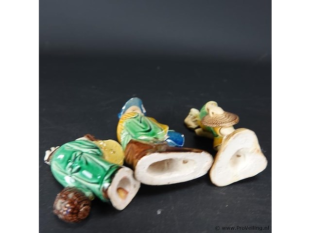 3 aardewerk chinese figuren - afbeelding 5 van  5