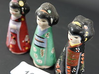3 aardewerk japanse popjes - afbeelding 2 van  3