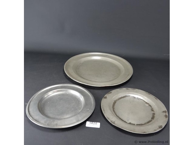 3 antieke tinnen borden - afbeelding 1 van  4