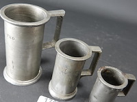 3 antieke tinnen maten - afbeelding 1 van  5