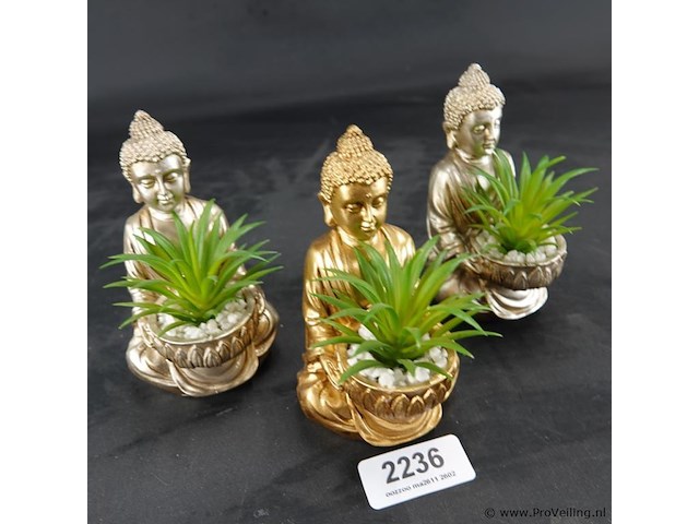 3 boeddha's met groen - afbeelding 2 van  5