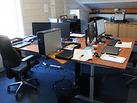 3 bureaus/werkplekken - afbeelding 2 van  7