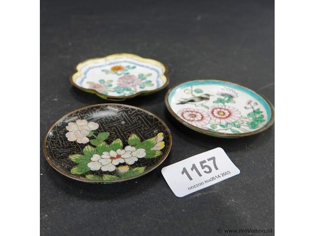 3 chinese cloisonne schaaltjes - afbeelding 1 van  5