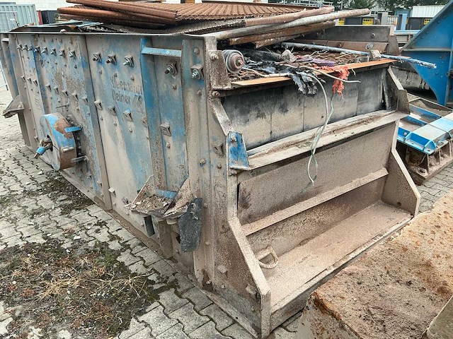 3 deks schudzeef - vu3f-1545q - mobiele zeefinstallatie - afbeelding 2 van  12