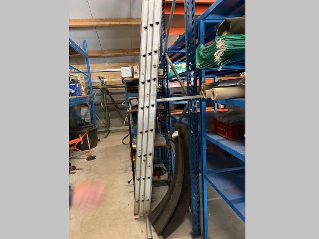 3-delige 12-treeds ladder met veiligheidsmat - afbeelding 1 van  3