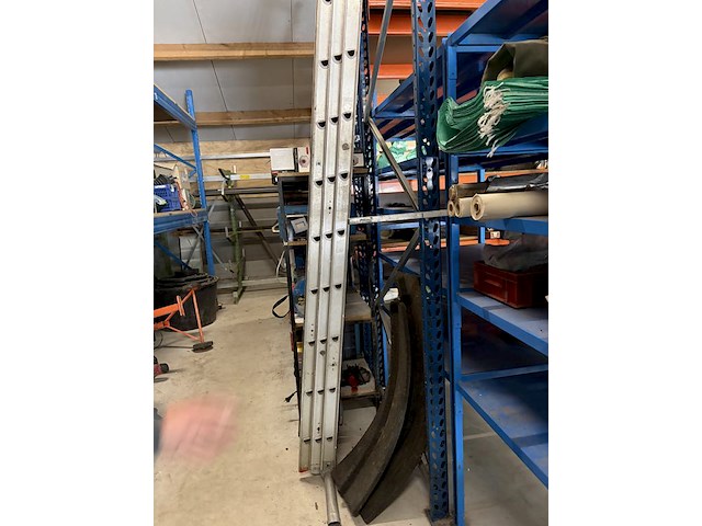 3-delige 12-treeds ladder met veiligheidsmat - afbeelding 3 van  3