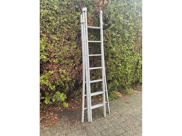 3-delige ladder - afbeelding 2 van  4
