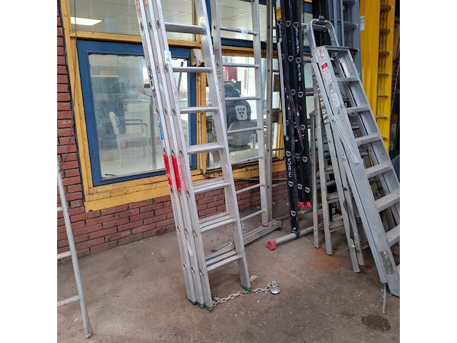 3-delige ladder - afbeelding 2 van  4