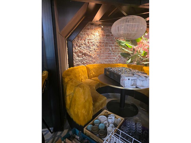 3 delige restaurant bankenset en ronde tafel - afbeelding 3 van  5