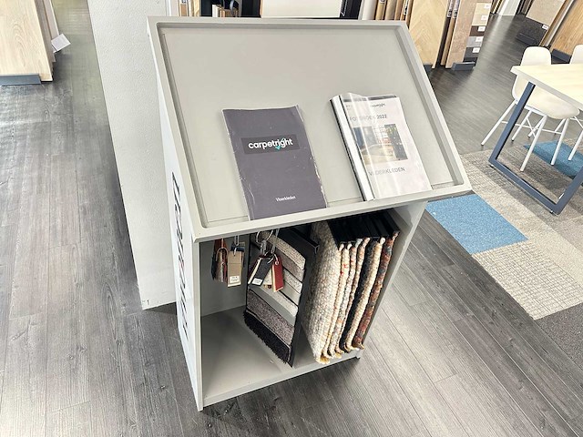 3-delige set winkelmeubilair - afbeelding 2 van  4