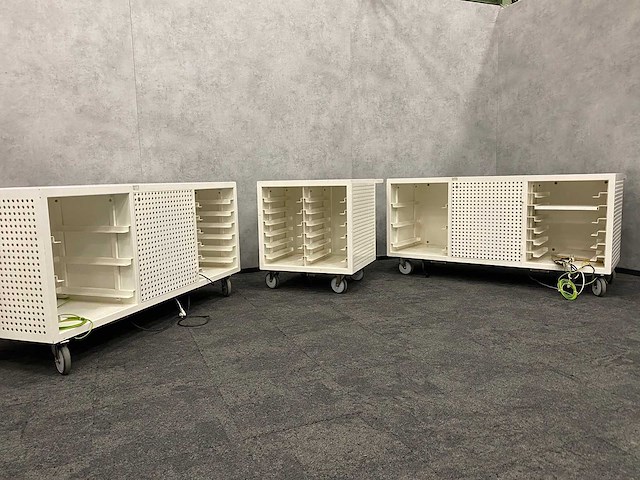 3-delige verrijdbare bar - metaal - afbeelding 9 van  28