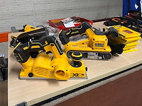 3 dewalt gereedschap met ca. 150 accessoires - afbeelding 1 van  7