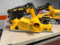 3 dewalt gereedschap met ca. 150 accessoires - afbeelding 2 van  7