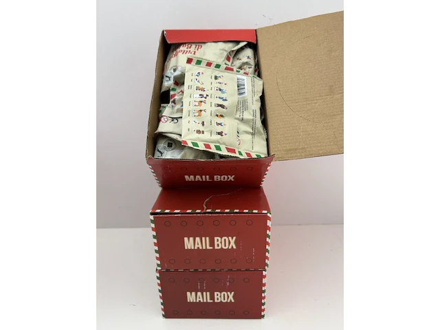 3 doosjes kerstfiguren - afbeelding 6 van  9