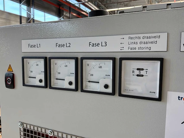 3-fase laadpaal testkast - afbeelding 2 van  5