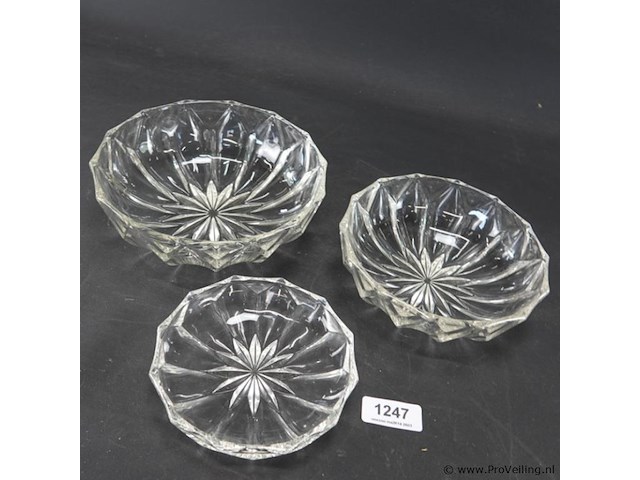 3 fraaie kristallen schalen - afbeelding 3 van  5