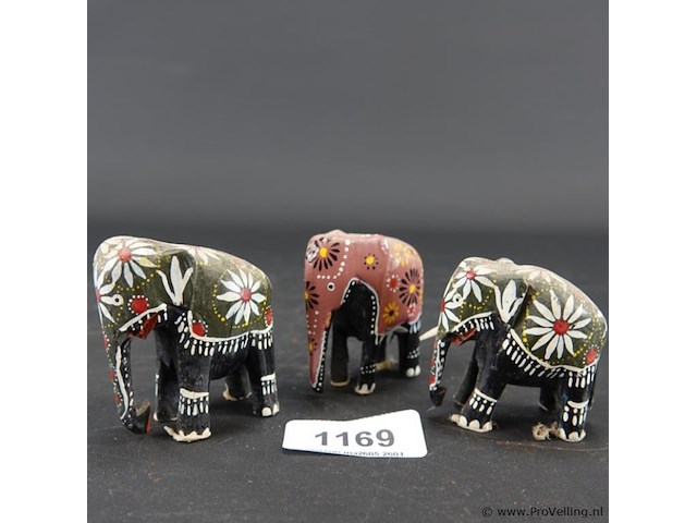 3 handbeschilderde houten olifanten - afbeelding 1 van  4