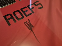 3 ingelijste voetbalshirts – rkc waalwijk, n.e.c. nijmegen en gesigneerd roefs #22 - afbeelding 2 van  15