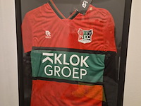 3 ingelijste voetbalshirts – rkc waalwijk, n.e.c. nijmegen en gesigneerd roefs #22 - afbeelding 8 van  15
