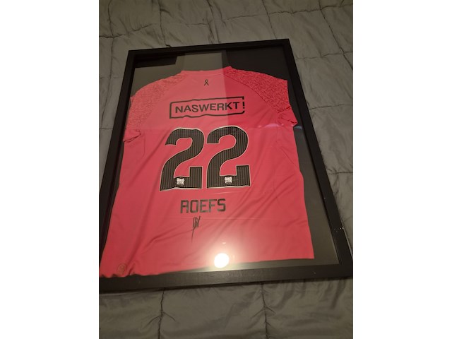 3 ingelijste voetbalshirts – rkc waalwijk, n.e.c. nijmegen en gesigneerd roefs #22 - afbeelding 15 van  15