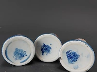 3 japans of chinees porselein handbeschilderde imari-stijl vaasjes - afbeelding 5 van  5