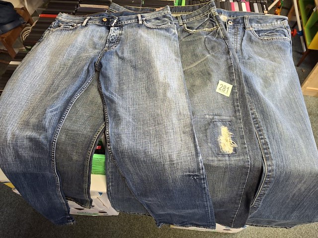 3 jeans. esprit, cars en japa rags - afbeelding 3 van  3