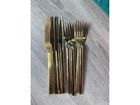 3 kratten servies, glaswerk en bestek - afbeelding 8 van  9