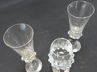 3 kristallen glazen op tinnen voet - afbeelding 4 van  5