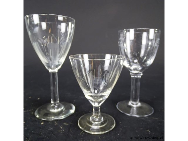 3 kristallen glazen - afbeelding 5 van  5