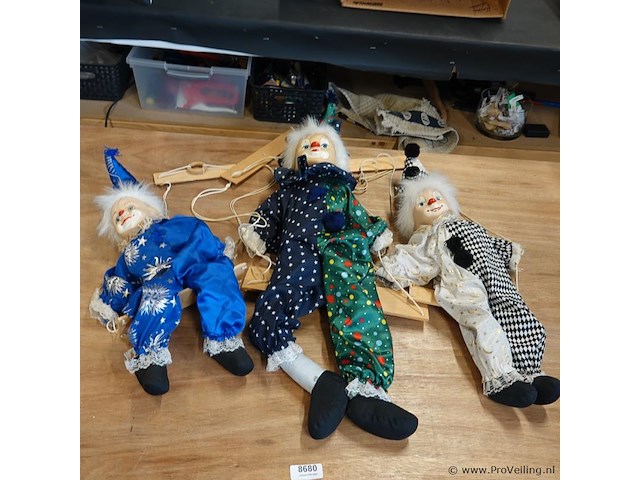3 marionet clowns - afbeelding 1 van  5