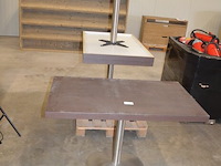 3 moderne bistrotafels op centrale voet bruin blad afm. 120x70 - afbeelding 1 van  7